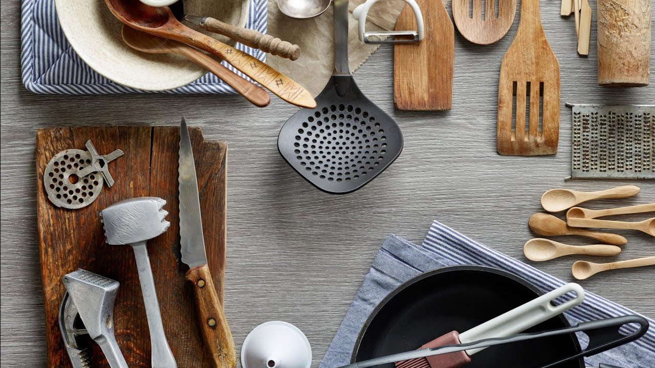 KITCHEN UTENSILS